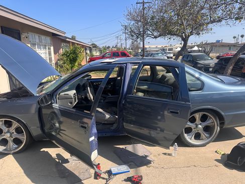 Used 1996 Chevrolet Impala SS image 4