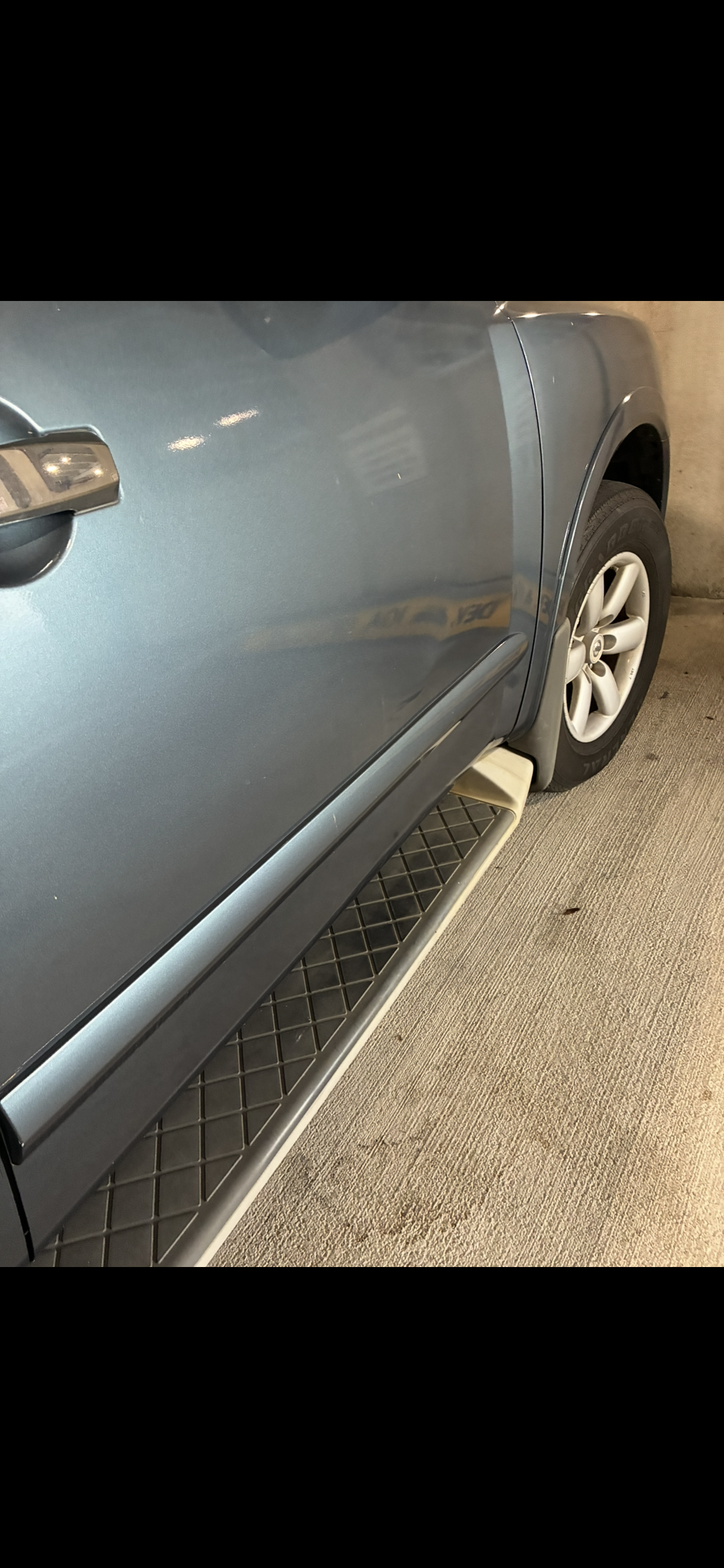 Used 2012 Nissan Armada SV RWD image 13