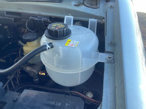 Used 1999 Ford E-150 and Econoline 150 image 24