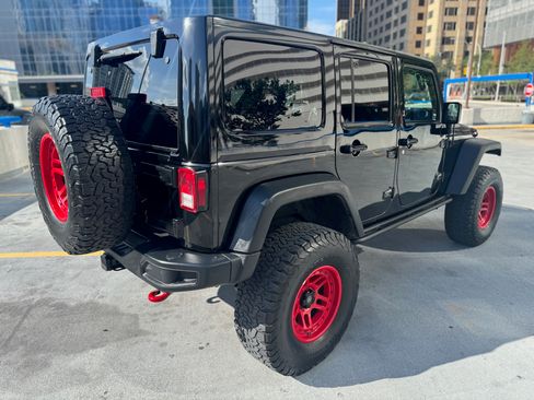 Used 2017 Jeep Wrangler Unlimited Rubicon image 15