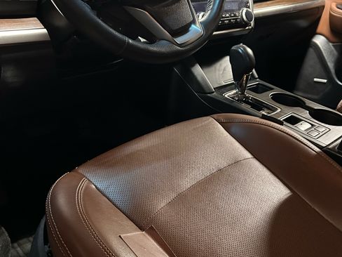 Used 2018 Subaru Outback 3.6R Touring image 14