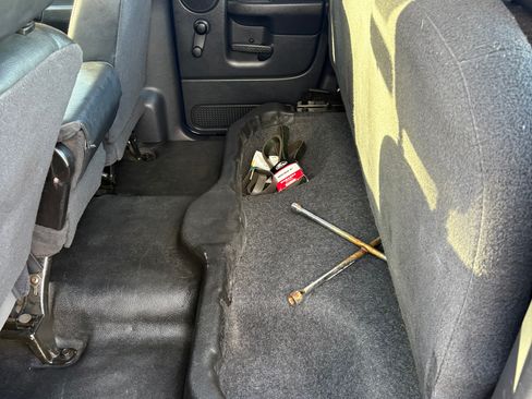 Used 2004 Dodge Ram 2500 Truck ST w/ Trailer Tow Group image 10