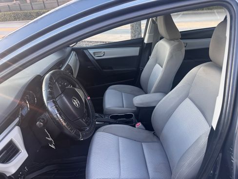 Used 2016 Toyota Corolla LE image 5