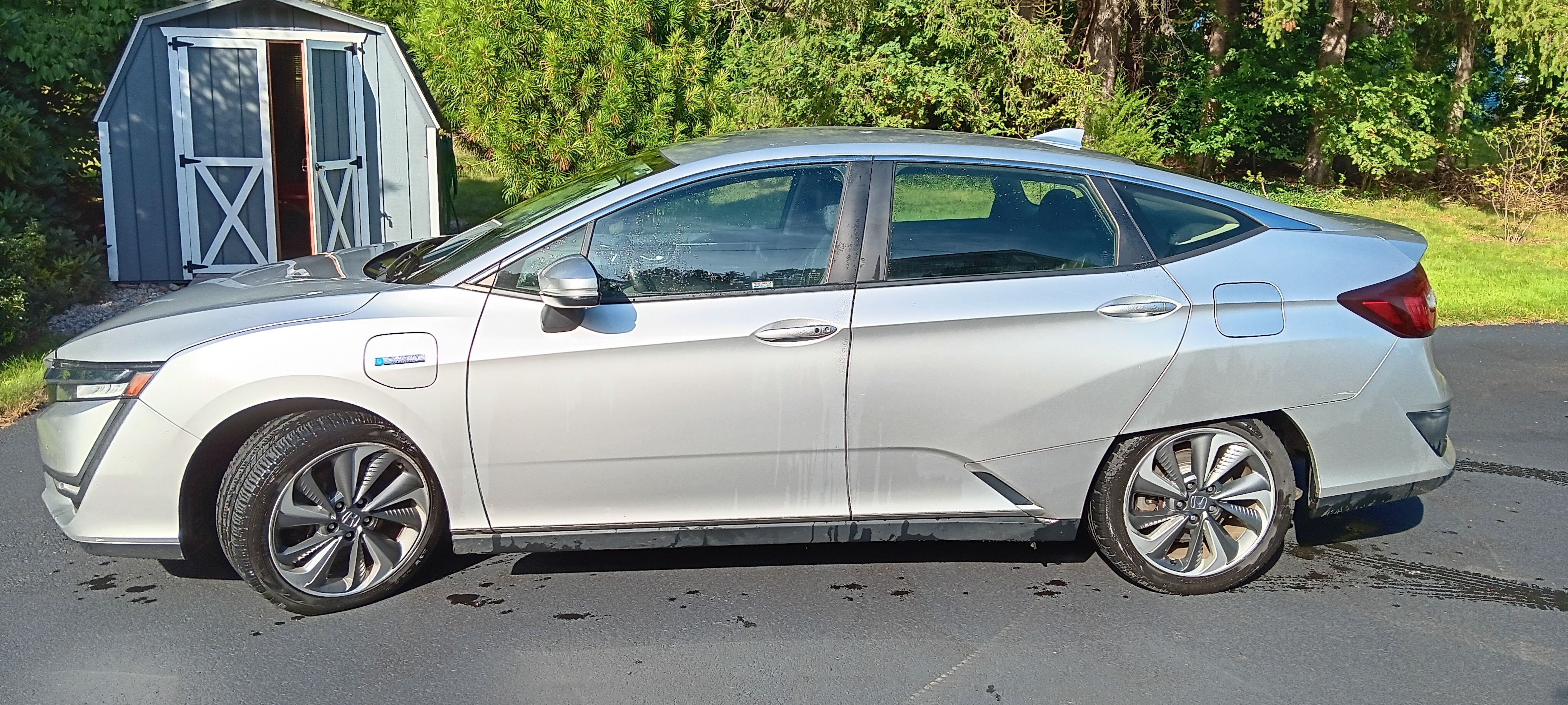 Used 2018 Honda Clarity Plug-In Hybrid image 2