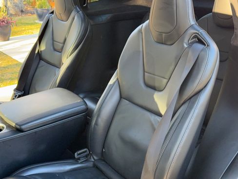 Used 2017 Tesla Model X P100D image 10