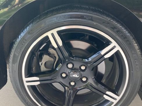 Used 2021 Ford Mustang GT Premium w/ Equipment Group 401A RWD image 15