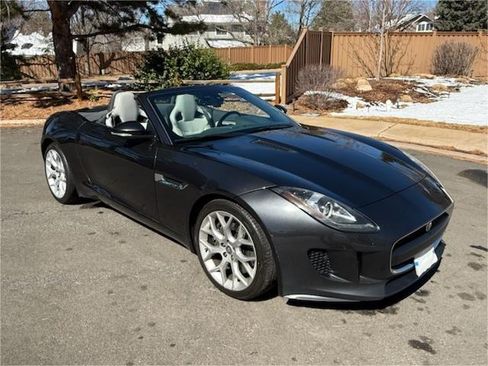 Used 2014 Jaguar F-TYPE Convertible image 11
