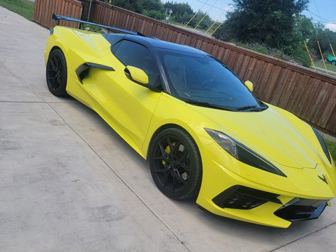 Used 2022 Chevrolet Corvette Stingray Preferred Conv w/ Z51 Performance Package image 2