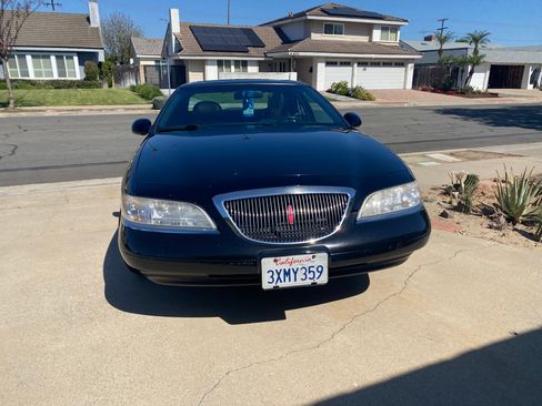 Used 1998 Lincoln Mark VIII RWD image 8