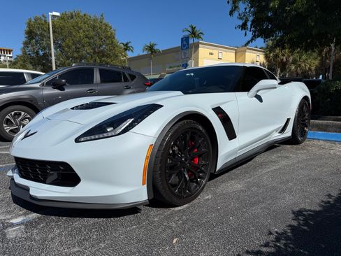 Used 2019 Chevrolet Corvette Z06 RWD image 26