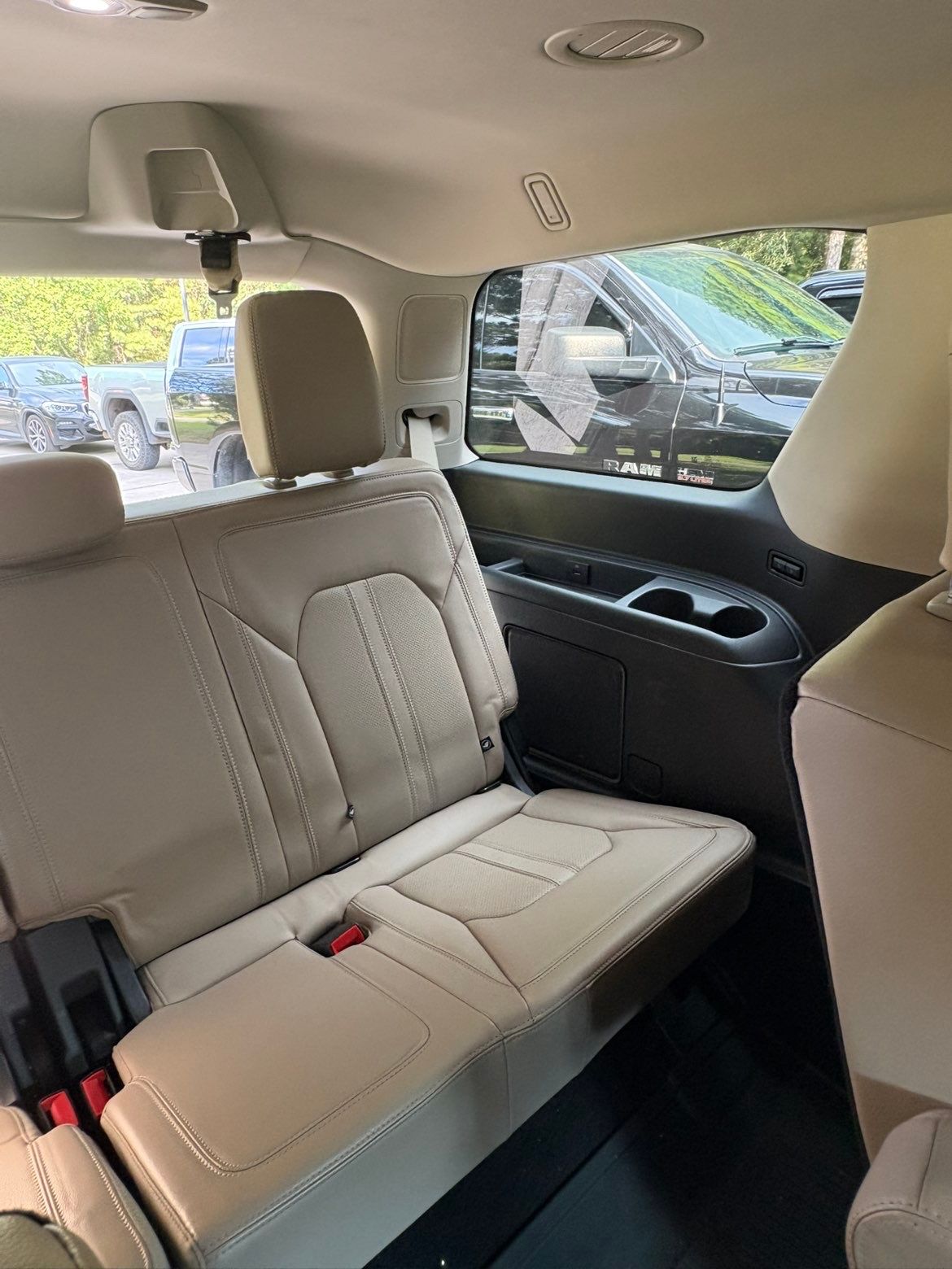 Used 2024 Ford Expedition Limited RWD image 14