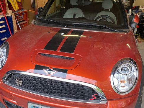 Used 2013 MINI Cooper S image 1