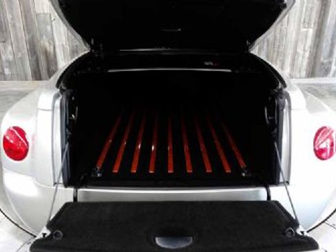 Used 2005 Chevrolet SSR w/ Preferred Equipment Group image 14