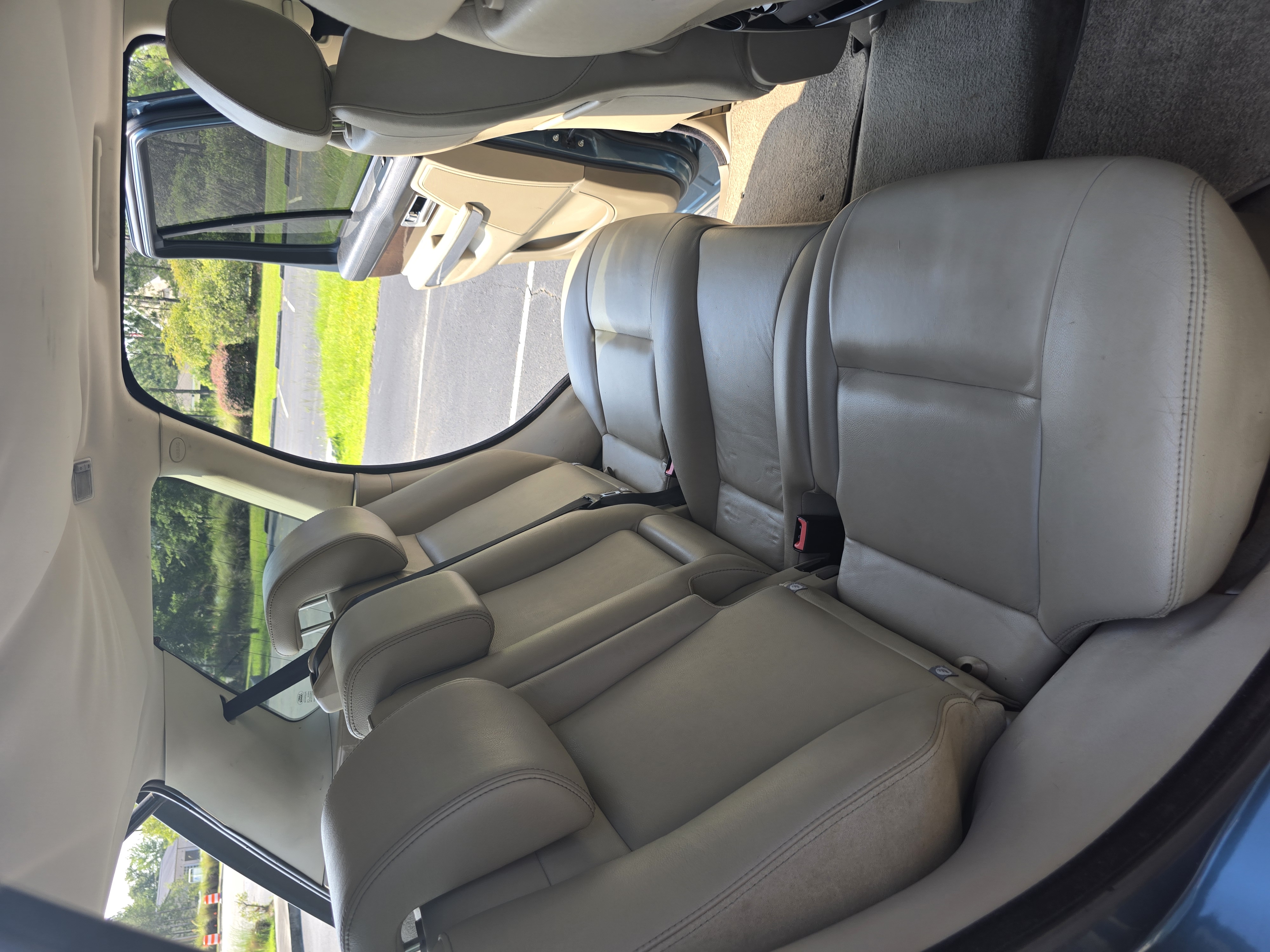 Used 2012 Land Rover Range Rover Sport HSE AWD/4WD image 28