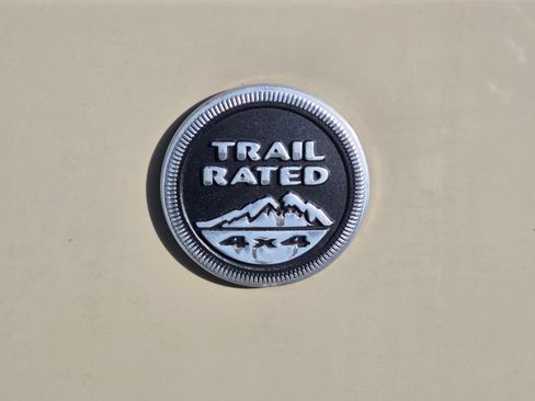 Used 2011 Jeep Wrangler Unlimited Sahara w/ Trailer Tow Group image 11