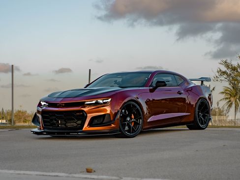 Used 2019 Chevrolet Camaro SS image 21