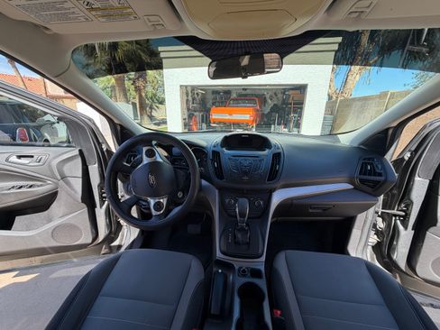 Used 2014 Ford Escape SE image 13