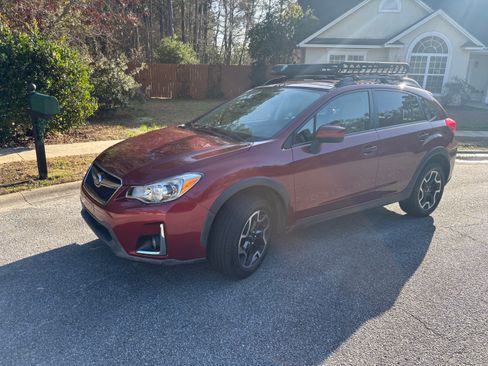 Used 2016 Subaru Crosstrek 2.0i Premium image 1