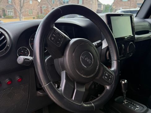 Used 2015 Jeep Wrangler Unlimited Sport w/ Quick Order Package 24S image 10