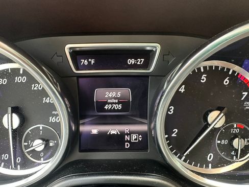 Used 2013 Mercedes-Benz GL 550 4MATIC image 13