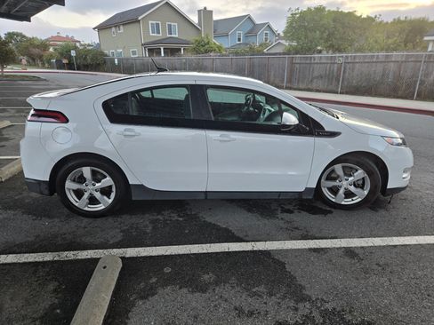 Used 2012 Chevrolet Volt image 10