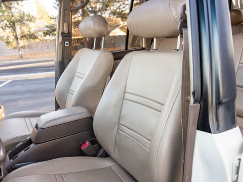 Used 1996 Toyota Land Cruiser Sport Utility 4D image 16