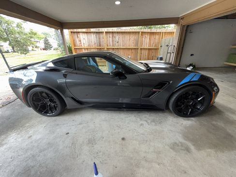 Used 2017 Chevrolet Corvette Grand Sport image 17