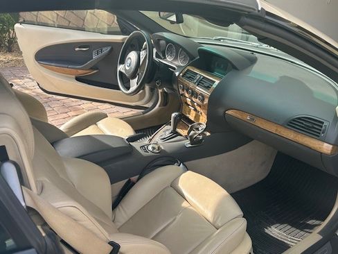 Used 2005 BMW 645Ci Convertible image 14