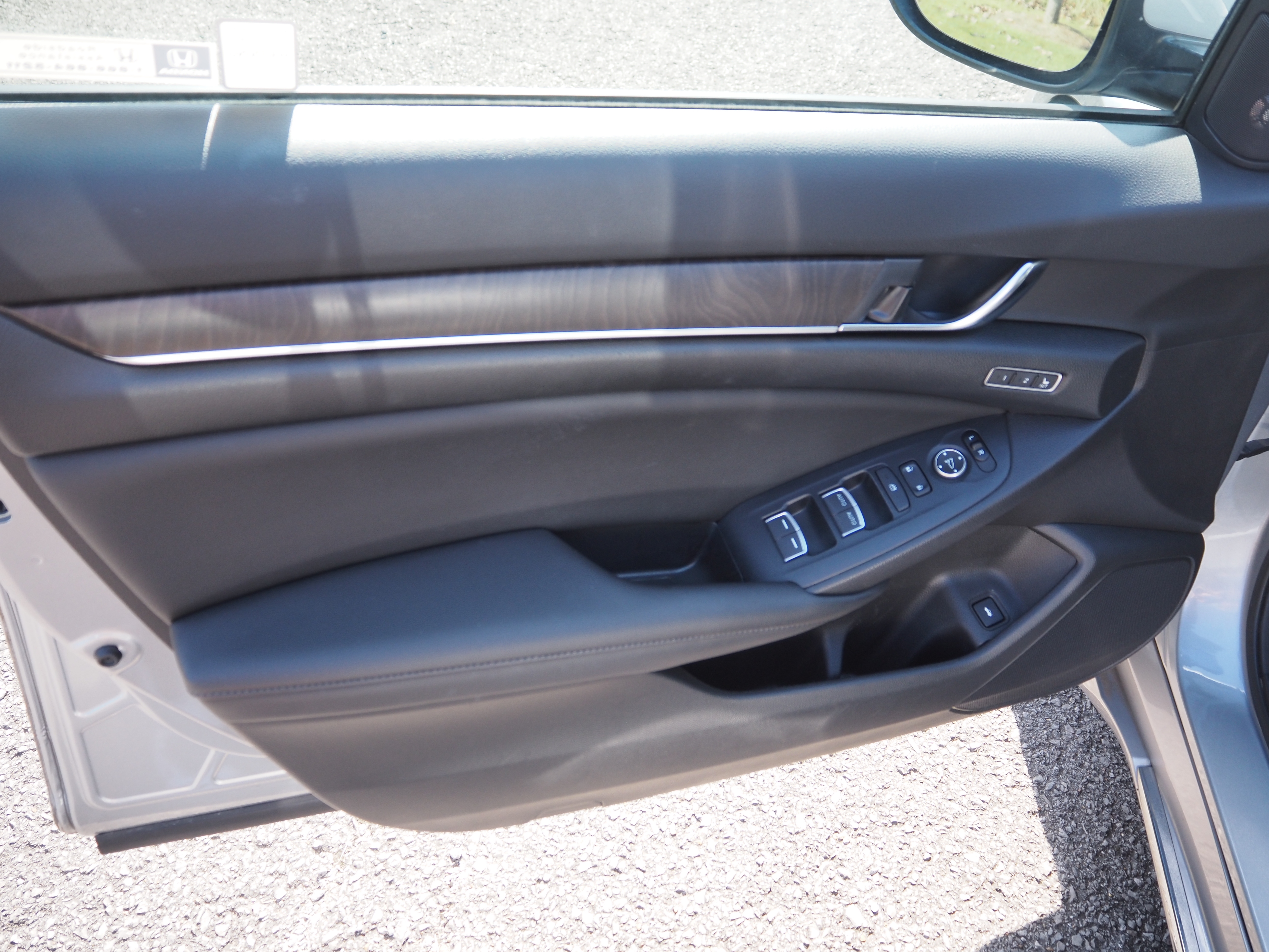 Used 2020 Honda Accord EX-L image 10