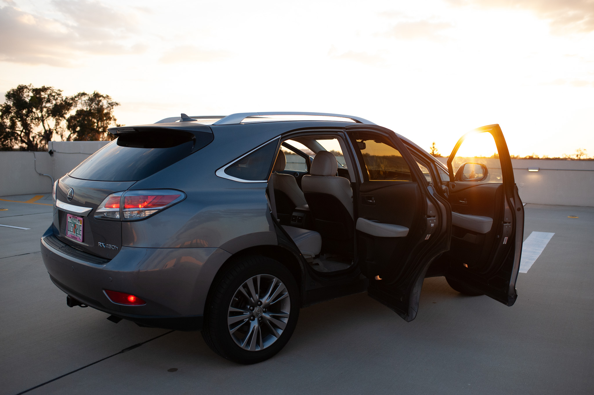Used 2013 Lexus RX 450h AWD w/ Navigation Pkg image 11