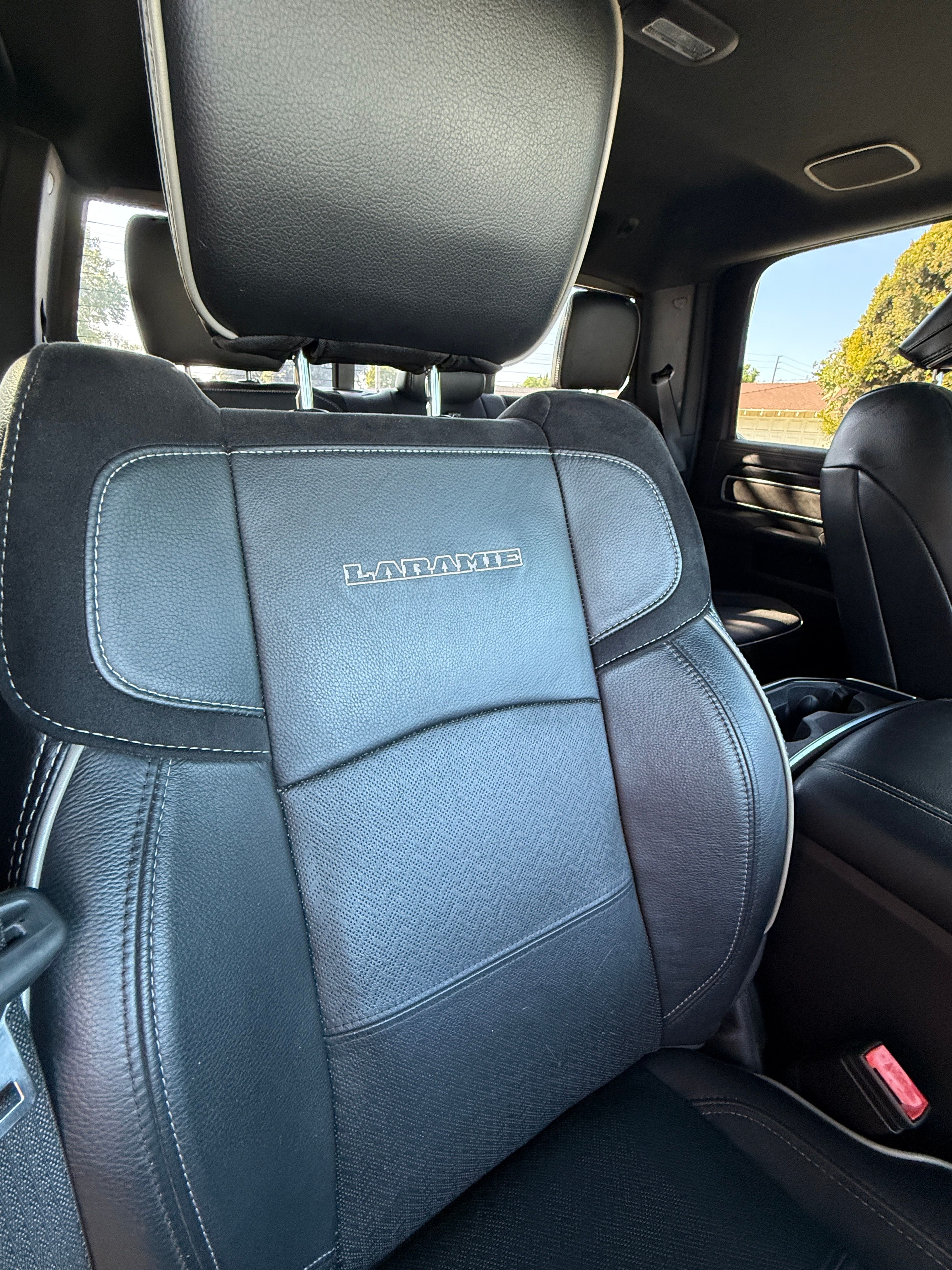 Used 2021 RAM 3500 Laramie AWD/4WD image 17