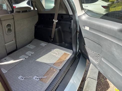 Used 2008 Toyota RAV4 2WD V6 w/ 3rd Row image 22