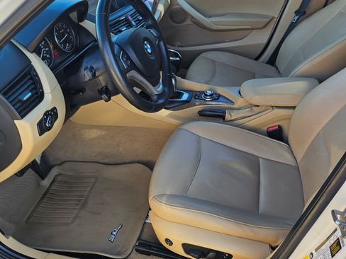 Used 2014 BMW X1 sDrive28i image 8