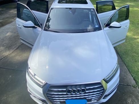 Used 2019 Audi Q7 3.0T Prestige w/ Prestige Package AWD/4WD image 15