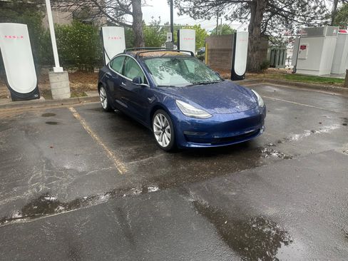 Used 2018 Tesla Model 3 Long Range image 7