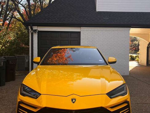 Used 2019 Lamborghini Urus image 6