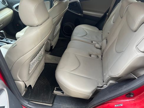 Used 2007 Toyota RAV4 Limited image 9