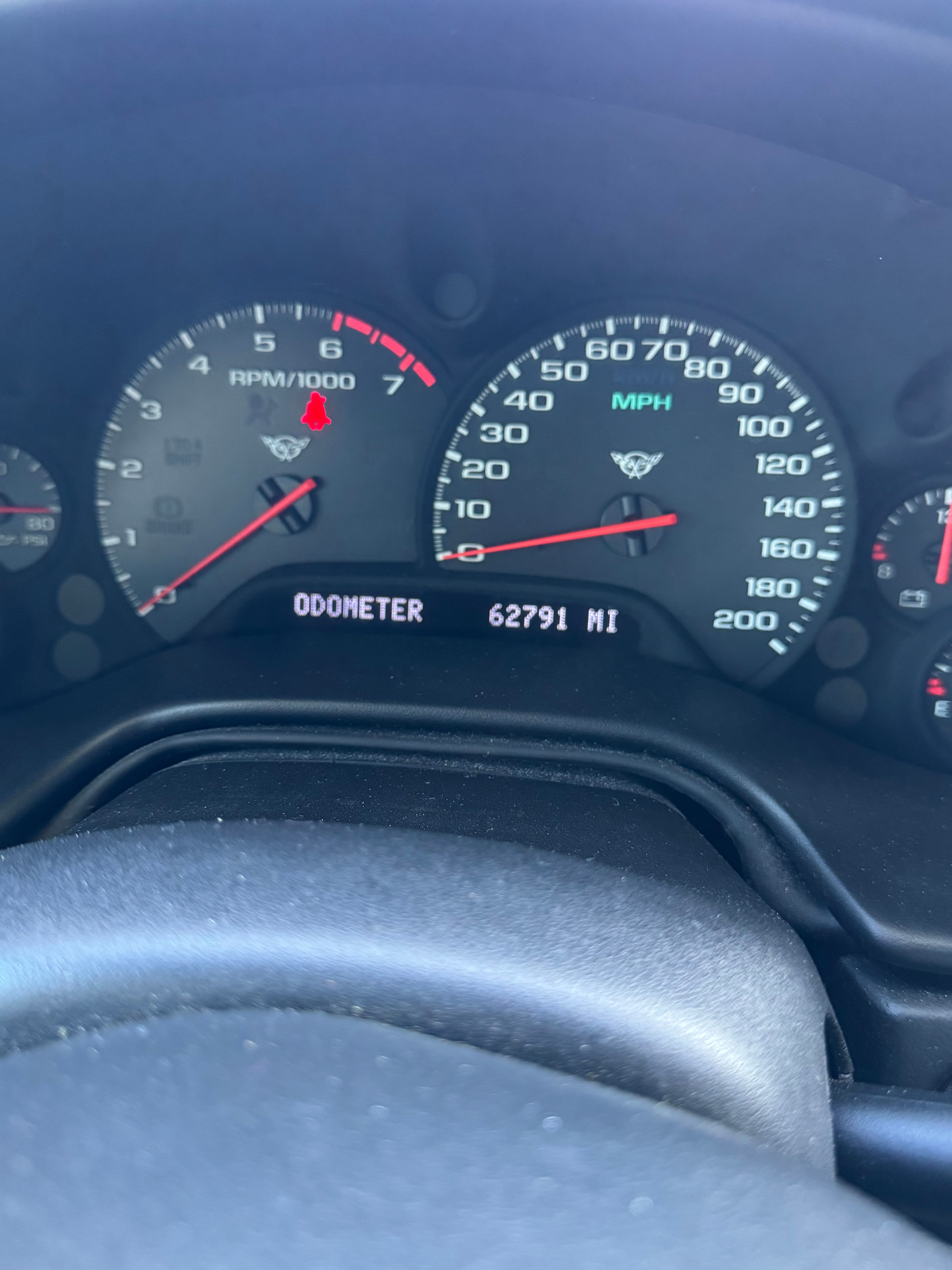 Used 2000 Chevrolet Corvette Coupe w/ Roof Pkg RWD image 6