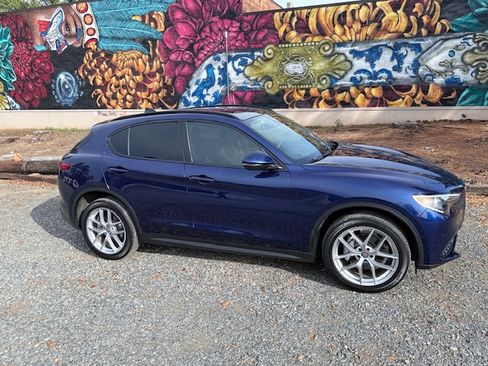 Used 2019 Alfa Romeo Stelvio Ti Sport w/ Quick Order Package 22S Sport image 6