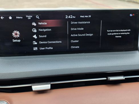 Used 2022 Genesis GV70 2.5T w/ Advanced Package image 15