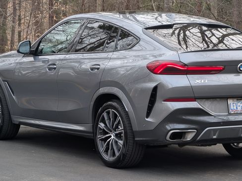 Used 2025 BMW X6 xDrive40i w/ Premium Package image 4