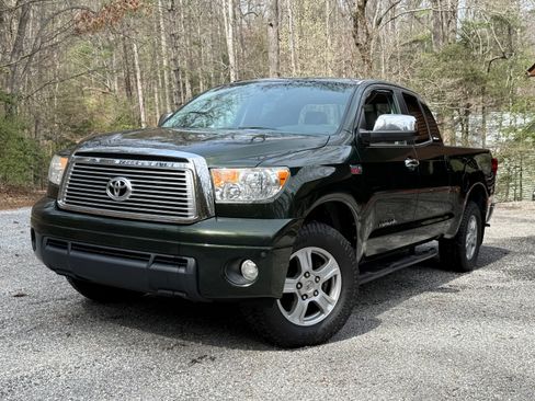 Used 2011 Toyota Tundra Limited w/ Memory Pkg image 2