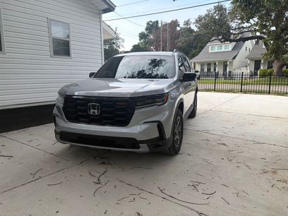 Used 2025 Honda Pilot TrailSport