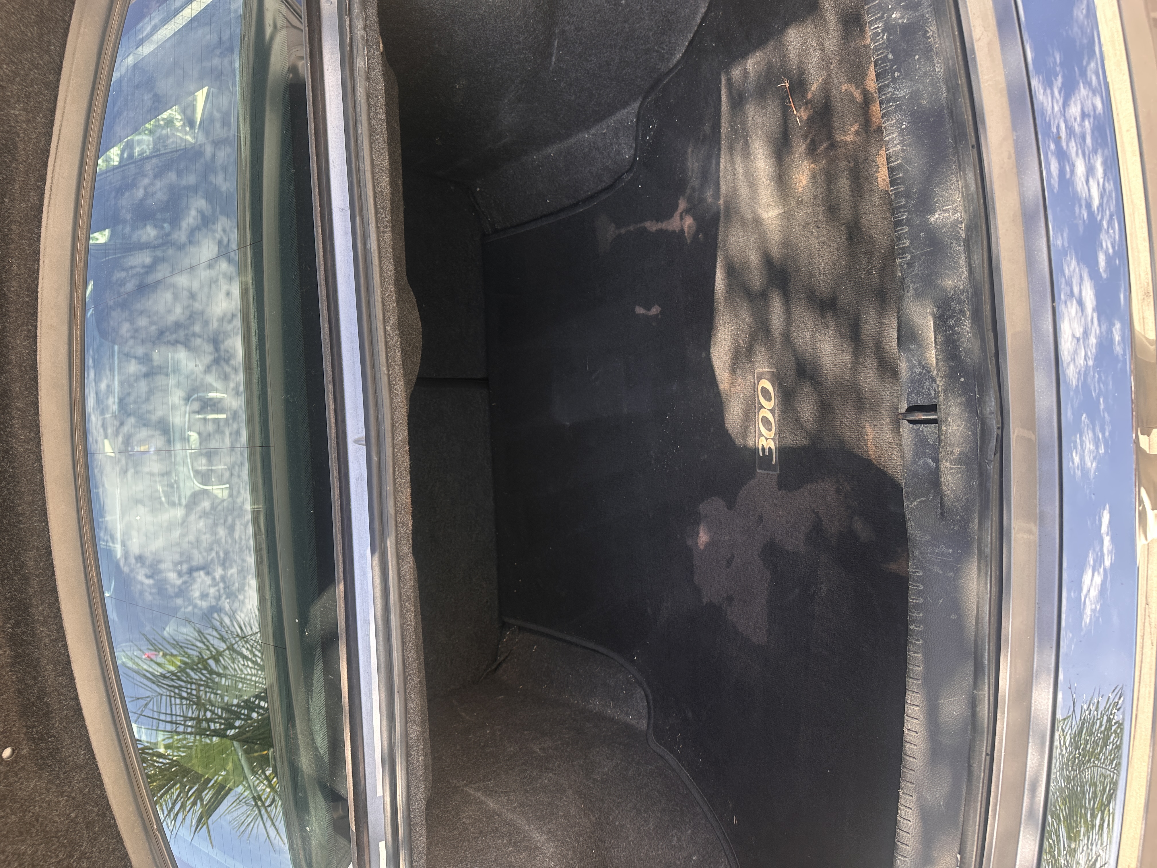 Used 2014 Chrysler 300 C RWD image 6