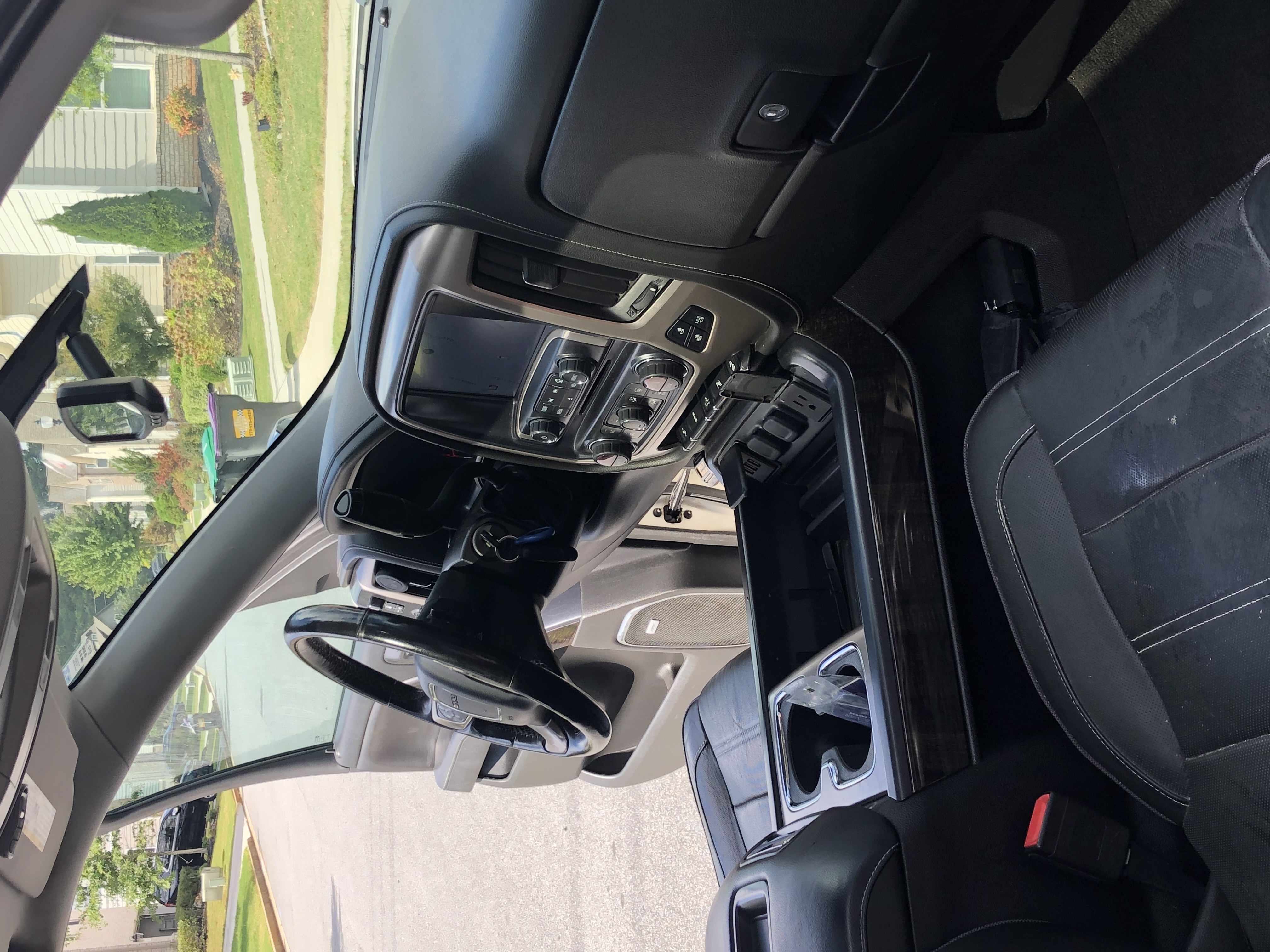 Used 2015 GMC Sierra 1500 Denali AWD/4WD image 16