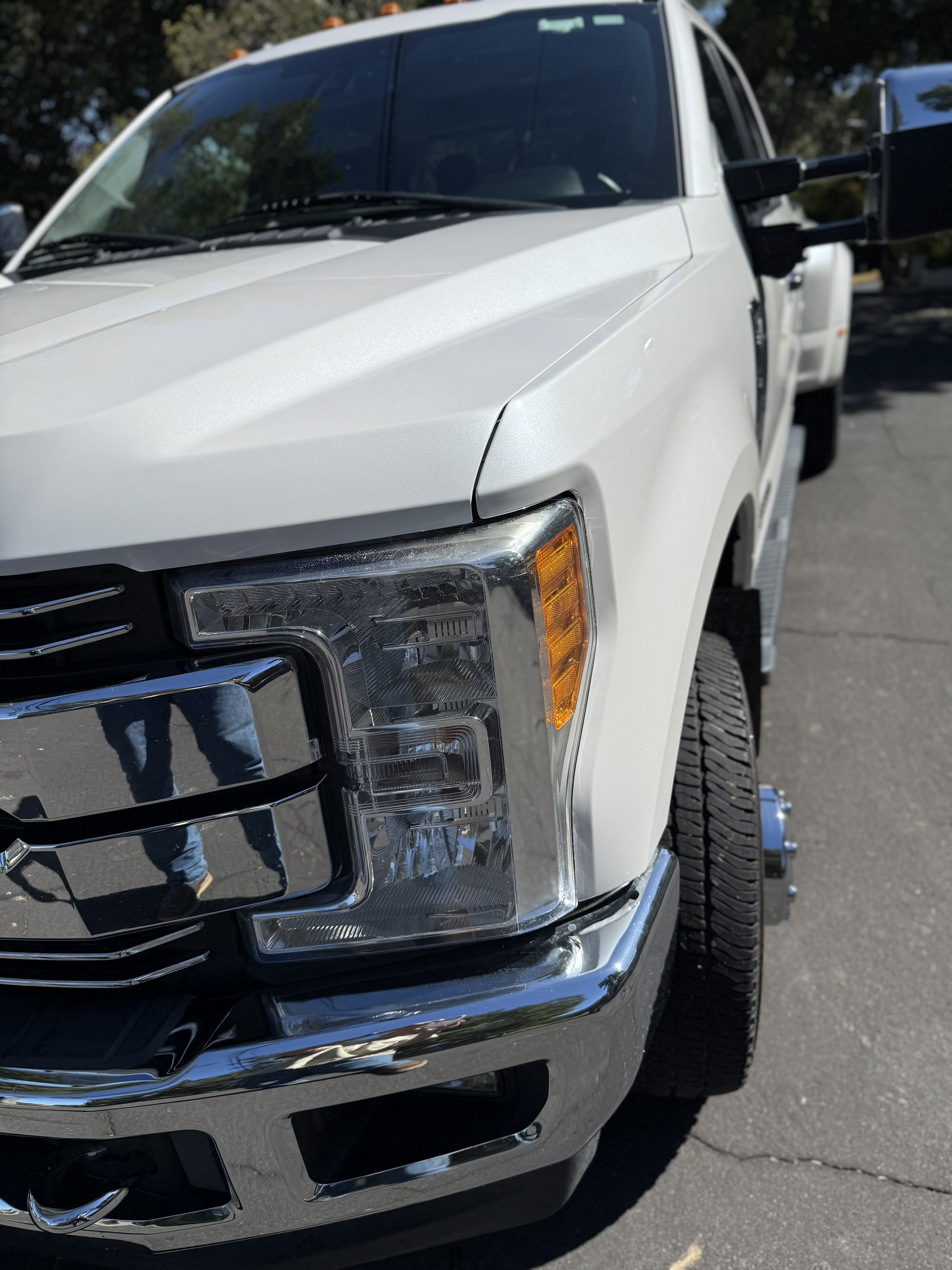 Used 2017 Ford F350 Lariat w/ Tow Technology Bundle AWD/4WD image 6