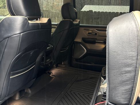 Used 2019 RAM 1500 Limited image 8