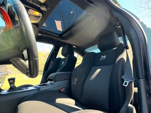 Used 2022 Dodge Charger Scat Pack w/ Dynamics Package image 24