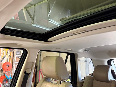 Used 2013 Land Rover Range Rover Sport HSE LUX image 5