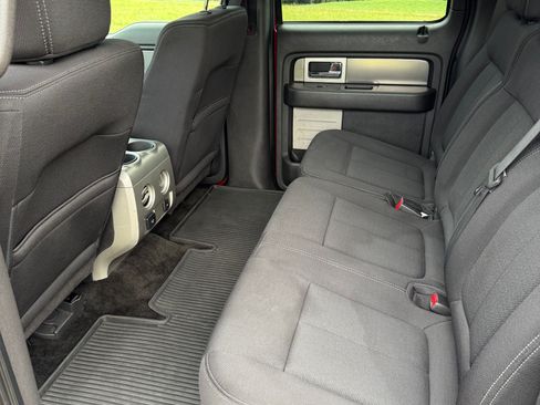 Used 2014 Ford F150 FX4 w/ Equipment Group 401A Mid AWD/4WD image 9